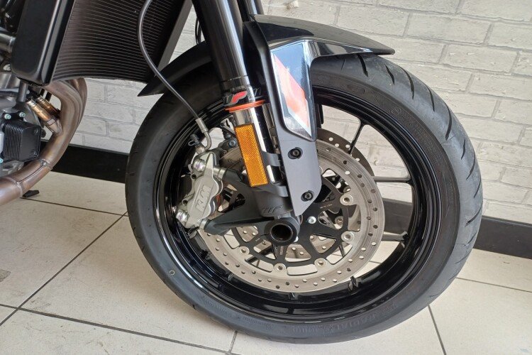 KTM 790 DUKE