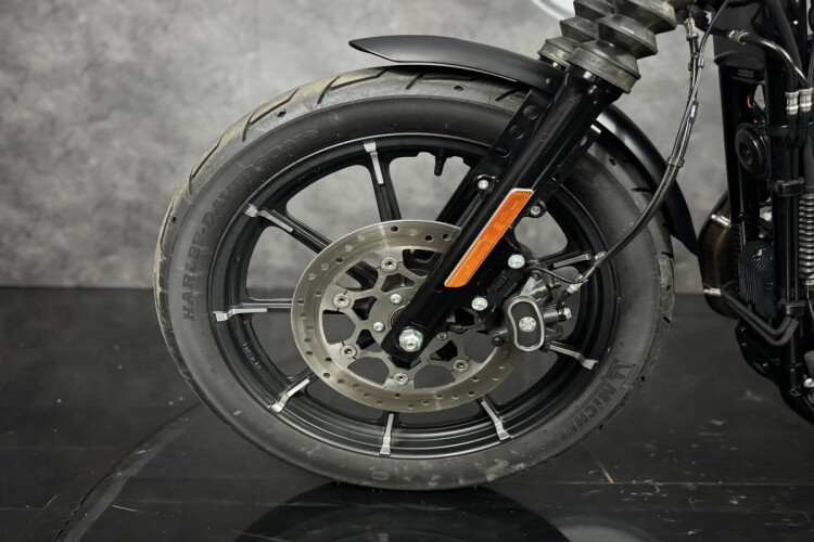 HARLEY-DAVIDSON SPORTSTER