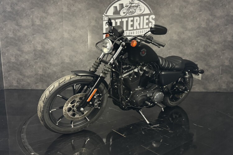 HARLEY-DAVIDSON SPORTSTER
