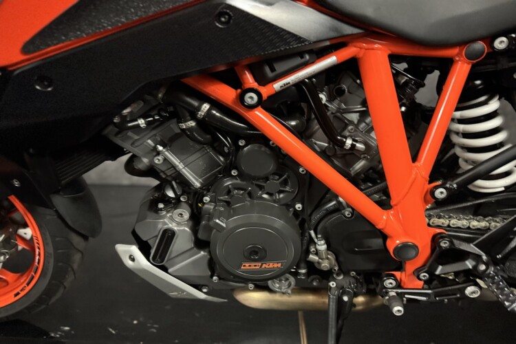 KTM 1290 SUPER DUKE GT