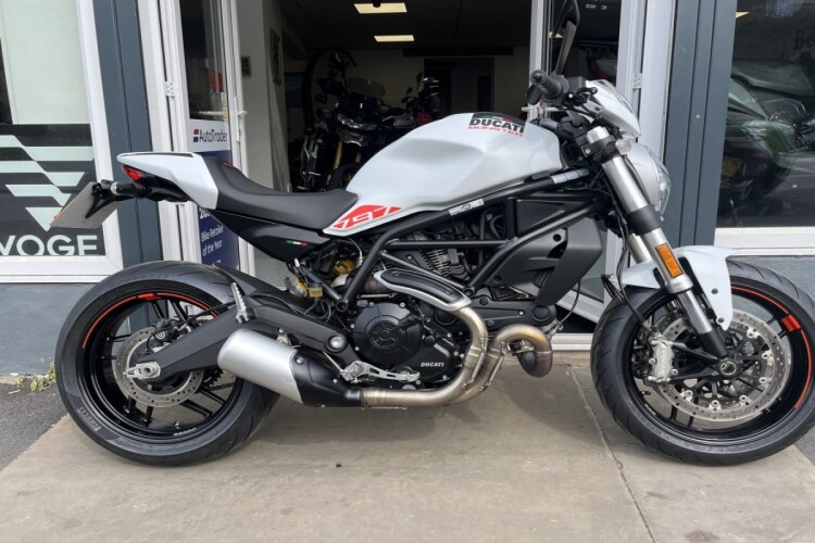 DUCATI MONSTER 797