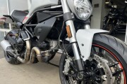 DUCATI MONSTER 797