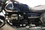 MOTO GUZZI V7