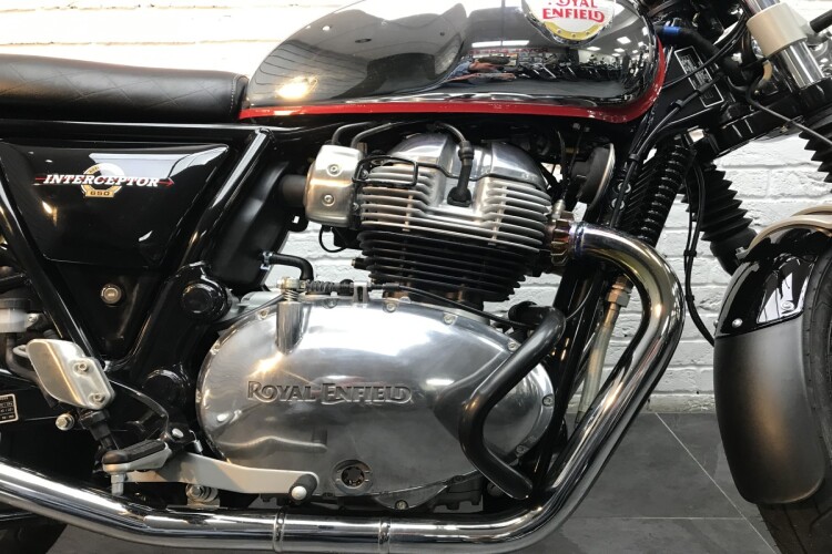 ROYAL ENFIELD INTERCEPTOR INT 650 TWIN