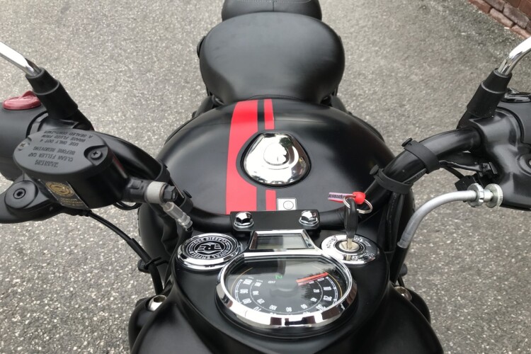 ROYAL ENFIELD CLASSIC 350