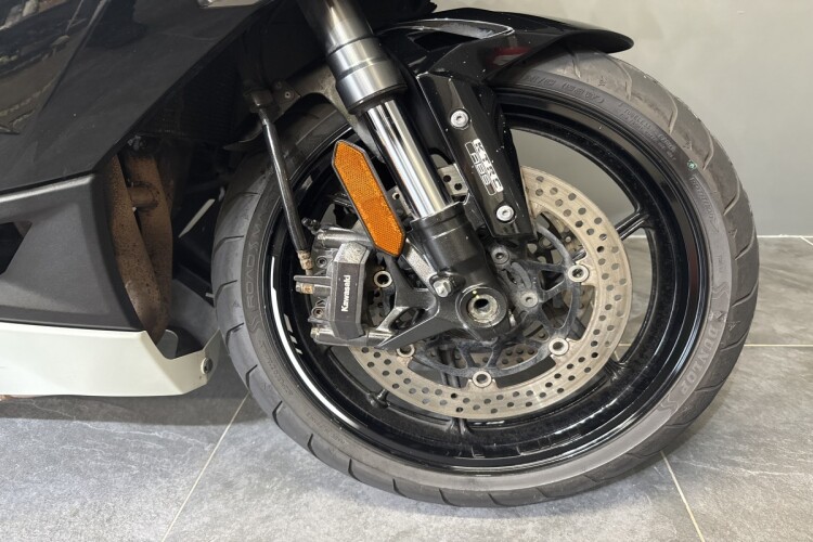 KAWASAKI NINJA 1000SX