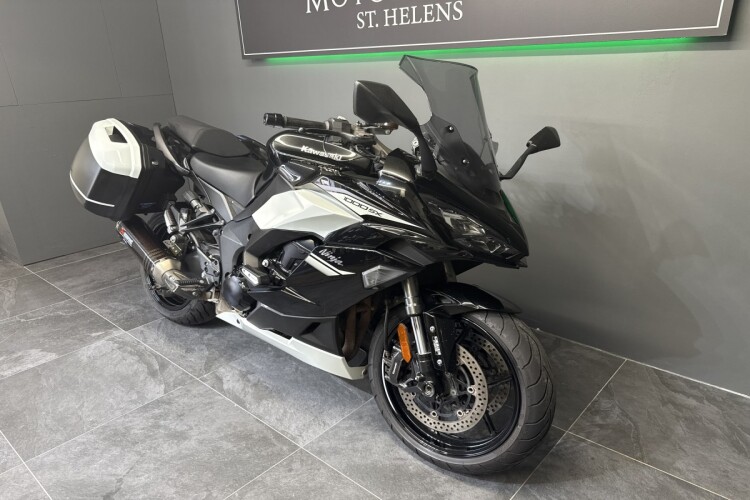 KAWASAKI NINJA 1000SX