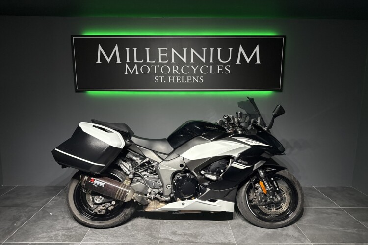 KAWASAKI NINJA 1000SX for sale