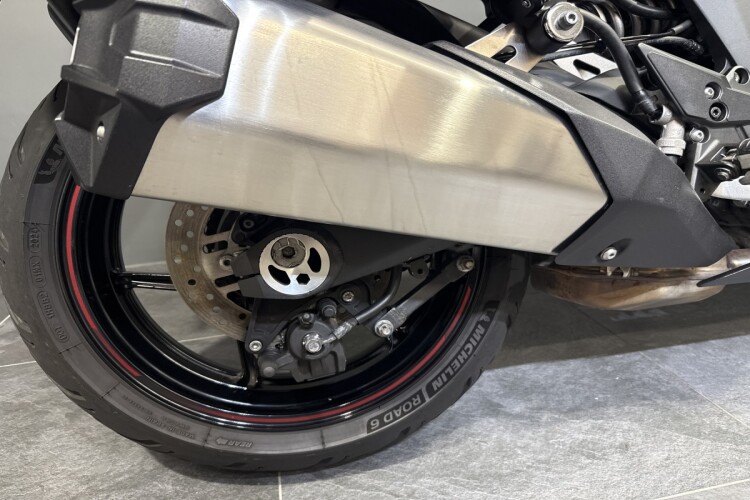 KAWASAKI NINJA 1000SX