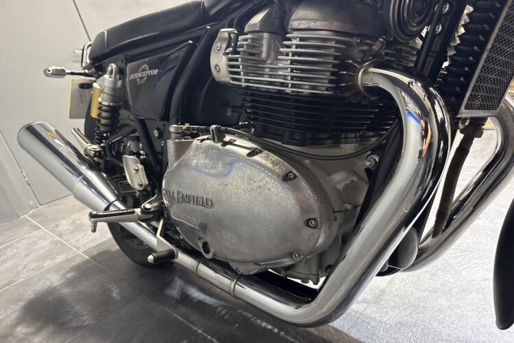 ROYAL ENFIELD INTERCEPTOR INT 650 TWIN