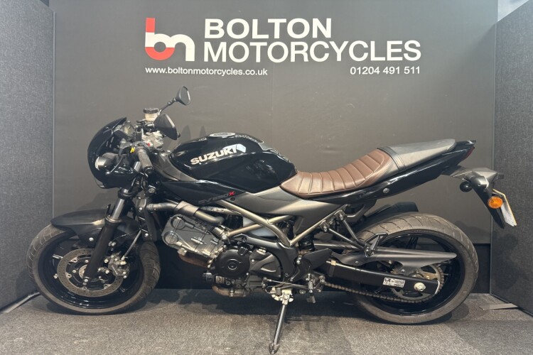 SUZUKI SV650X