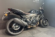 SUZUKI SV650X