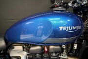 TRIUMPH STREET TWIN