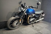 TRIUMPH STREET TWIN