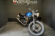 TRIUMPH STREET TWIN