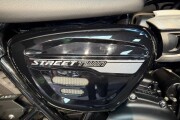 TRIUMPH STREET TWIN