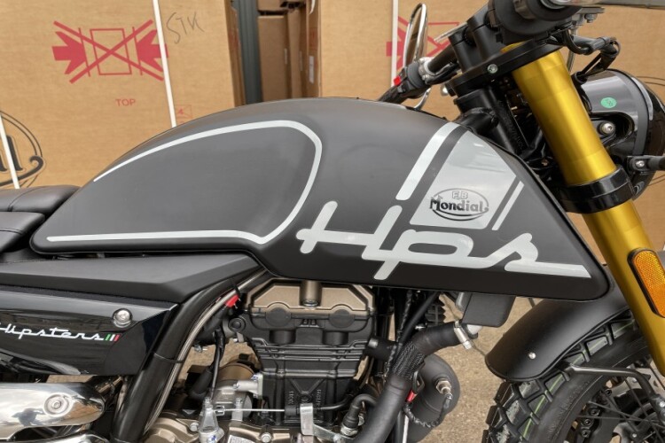 FB MONDIAL HPS125 HIPSTER for sale