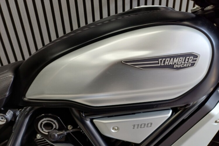 DUCATI SCRAMBLER 1100