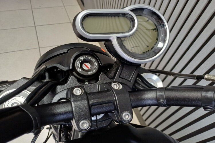 DUCATI SCRAMBLER 1100