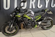 KAWASAKI Z900