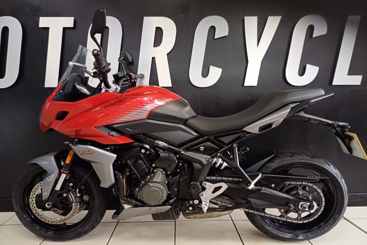 TRIUMPH TIGER SPORT 660