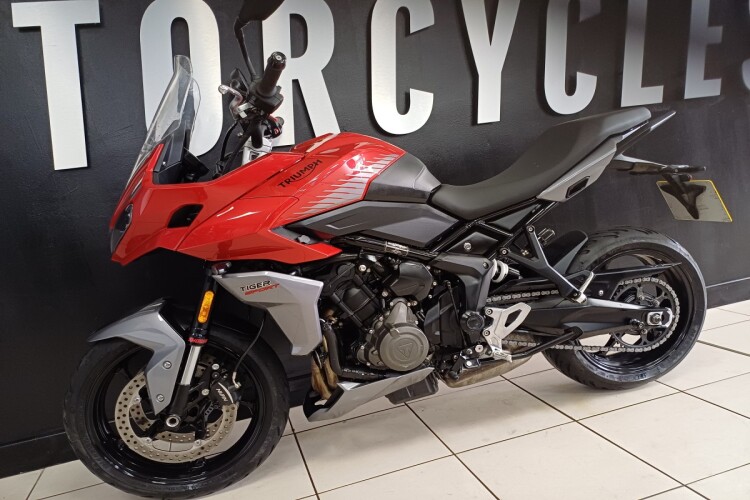 TRIUMPH TIGER SPORT 660