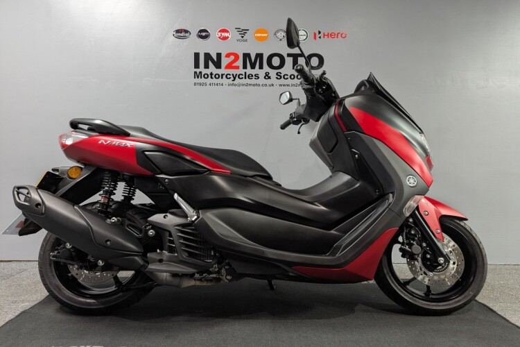YAMAHA NMAX 125