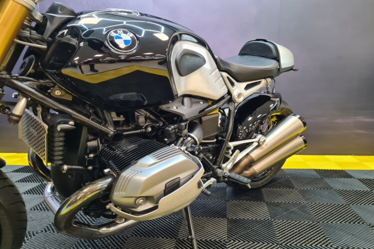 BMW R NINET