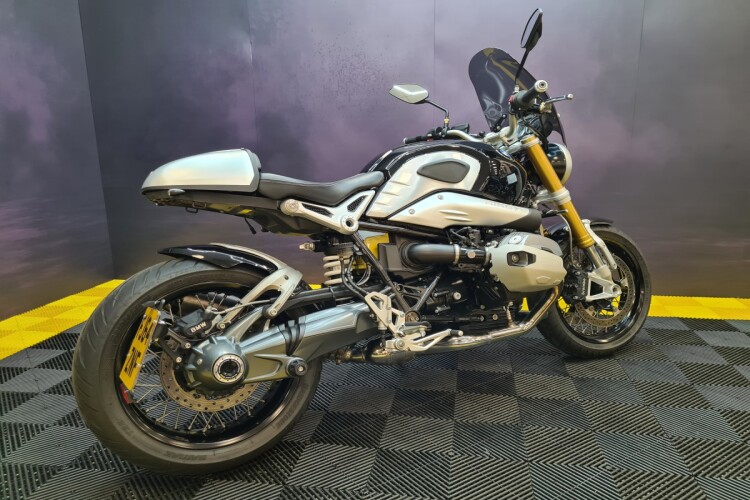 BMW R NINET