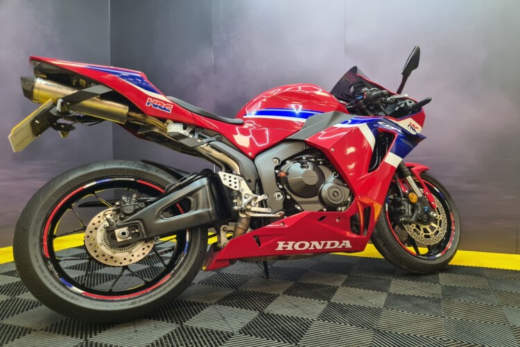 HONDA CBR600RR