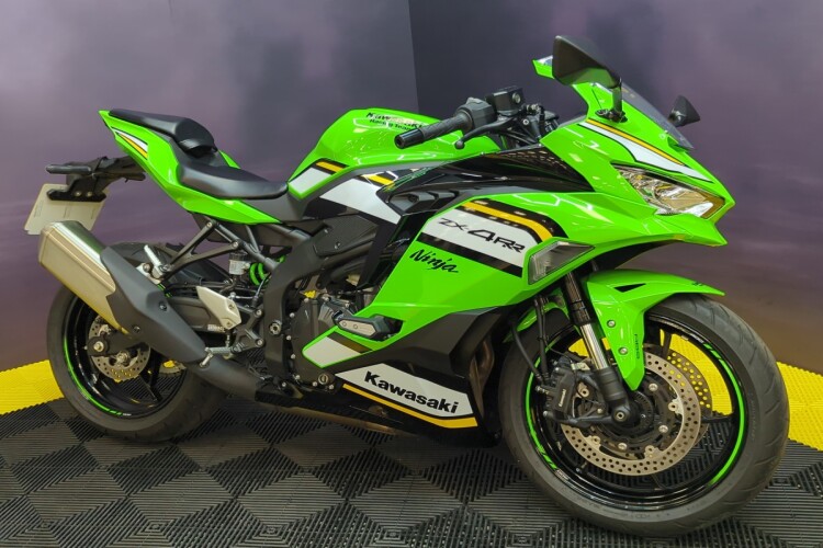 KAWASAKI NINJA ZX-4RR