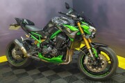 KAWASAKI Z900