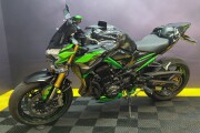 KAWASAKI Z900