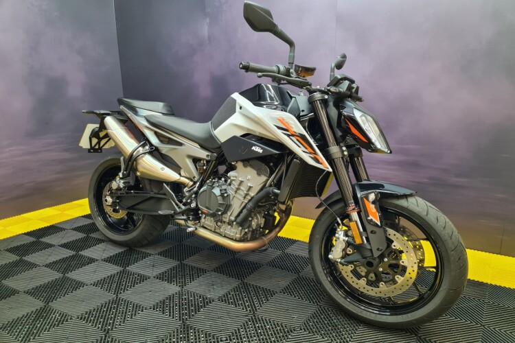 KTM 790 DUKE