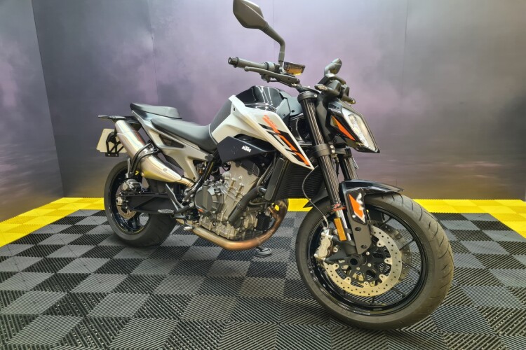 KTM 790 DUKE