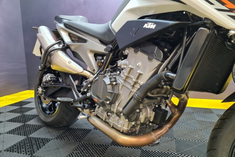 KTM 790 DUKE