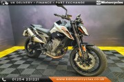 KTM 790 DUKE