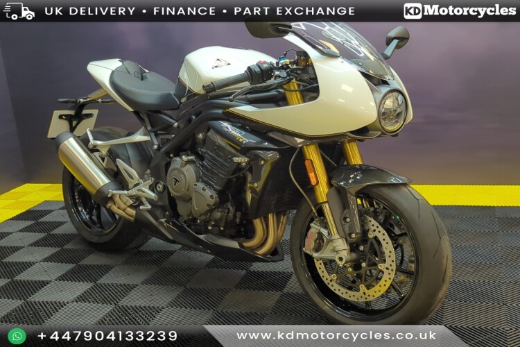 TRIUMPH SPEED TRIPLE 1200