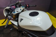 TRIUMPH SPEED TRIPLE 1200