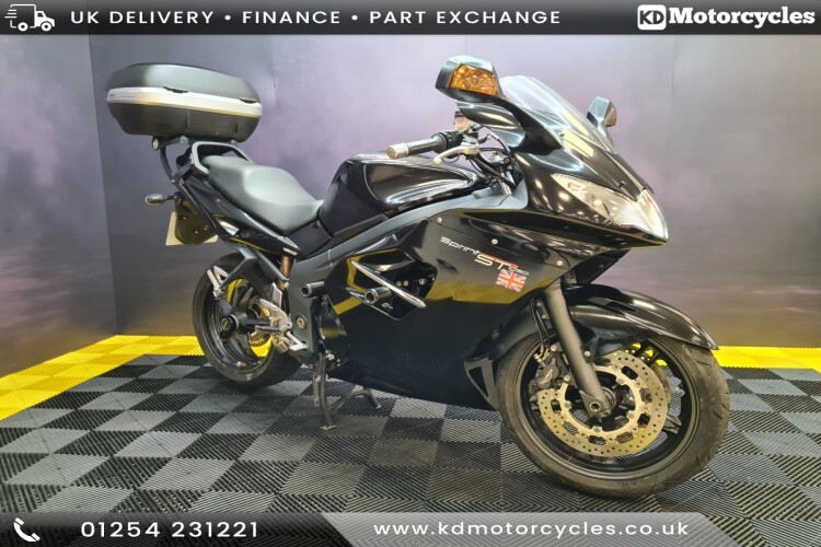 TRIUMPH SPRINT ST 1050