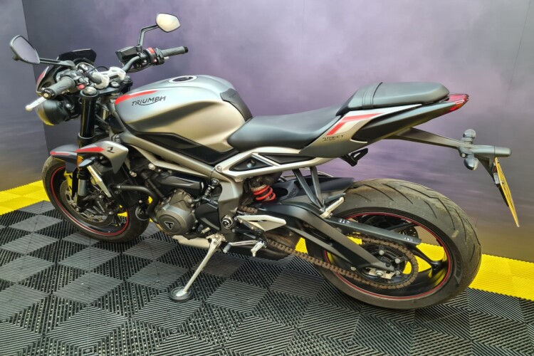 TRIUMPH STREET TRIPLE 765 for sale