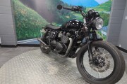 TRIUMPH BONNEVILLE T100