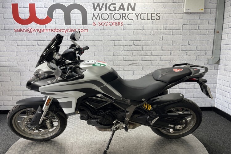 DUCATI MULTISTRADA 950
