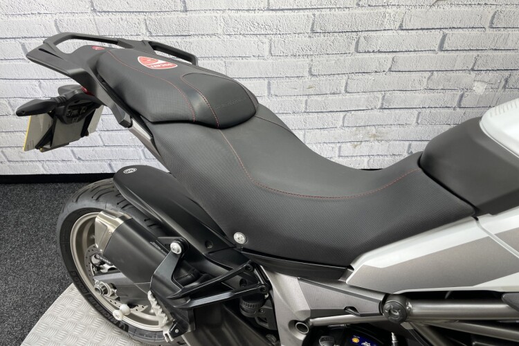 DUCATI MULTISTRADA 950