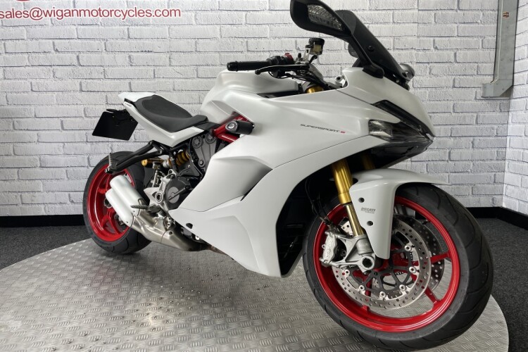 DUCATI SUPERSPORT 950 S