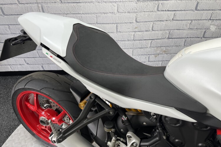 DUCATI SUPERSPORT 950 S