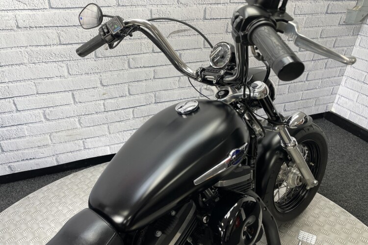 HARLEY-DAVIDSON SPORTSTER