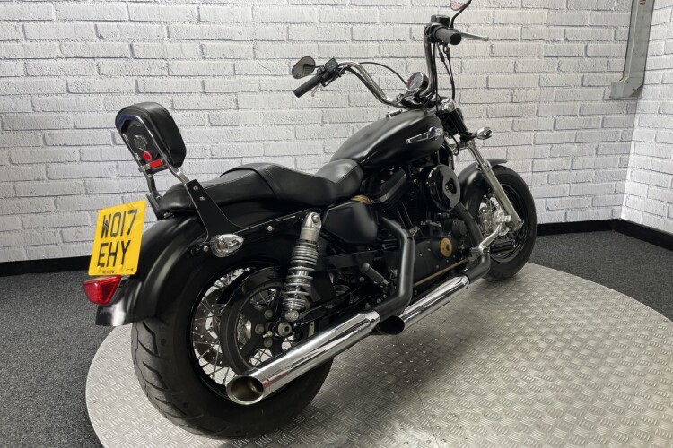 HARLEY-DAVIDSON SPORTSTER