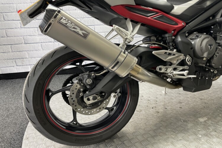 TRIUMPH STREET TRIPLE 765