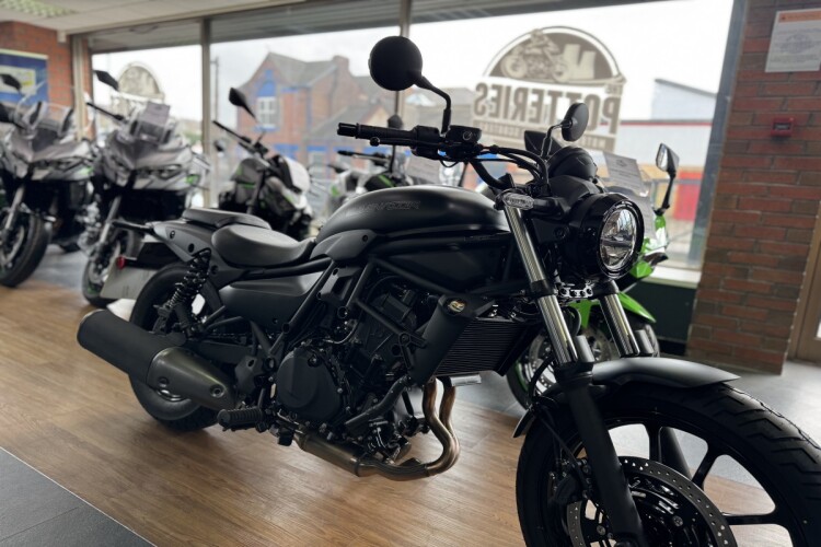 KAWASAKI ELIMINATOR 500